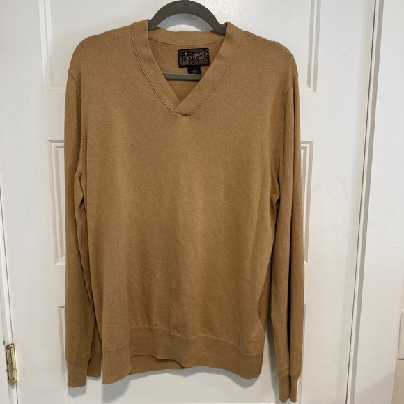 Lucky Brand Cotton Cashmere Men's Lg V-Neck Sweater. Perfect For Fall & Winter - Picture 1 of 6